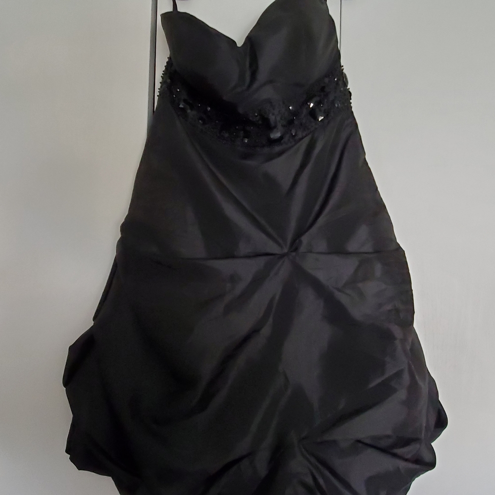 Beautiful semi formal dress